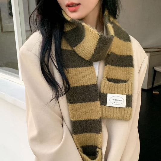 Scarf Knit Light Striped
