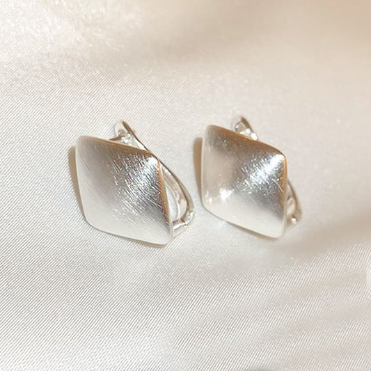 Earring Designs) (Various Silver Tone