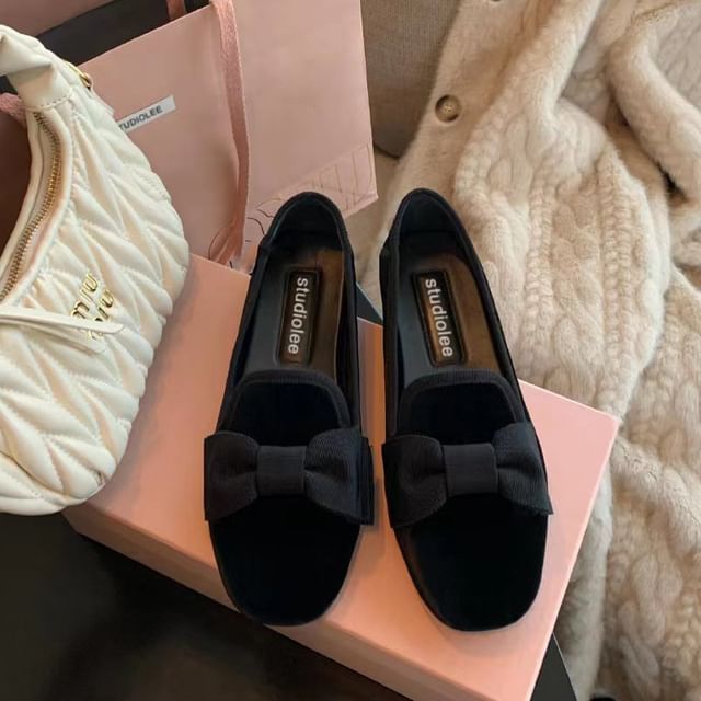Velvet Flats Bow