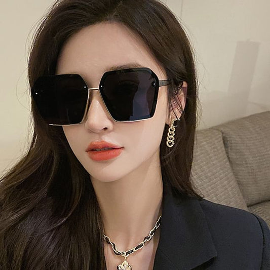 Geometric Frame Sunglasses