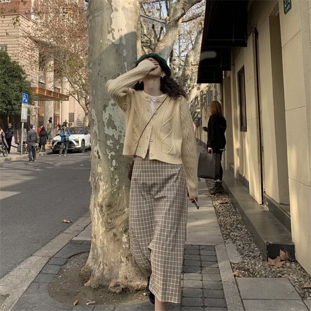 Cable Knit Cardigan Button-Up Plain