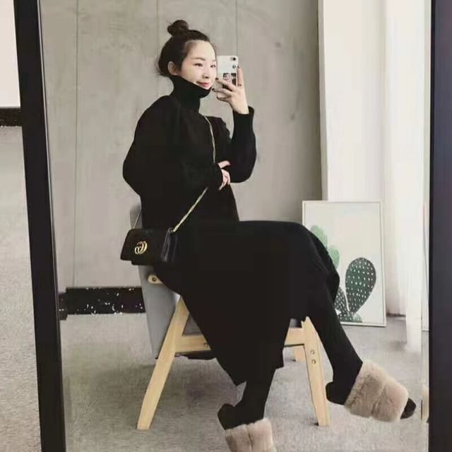 Turtleneck Plain Long-Sleeve Sweater Midi Dress