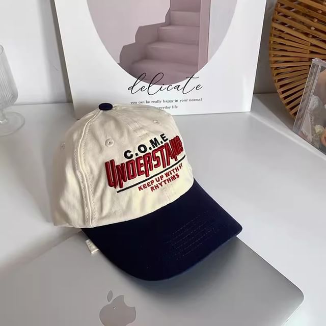 Color Embroidered Cap Baseball Lettering Panel