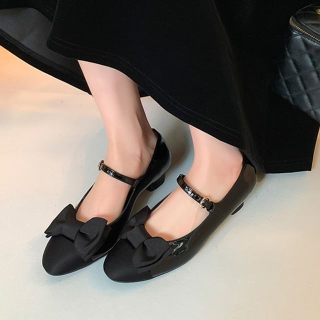 Bow Heel Kitten Mary Jane / Shoes Mules
