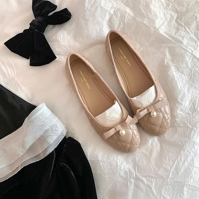 Faux Pearl Flats Bow