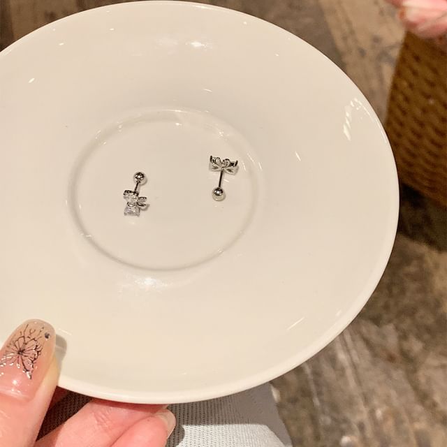 Ear Rhinestone Bow Stud