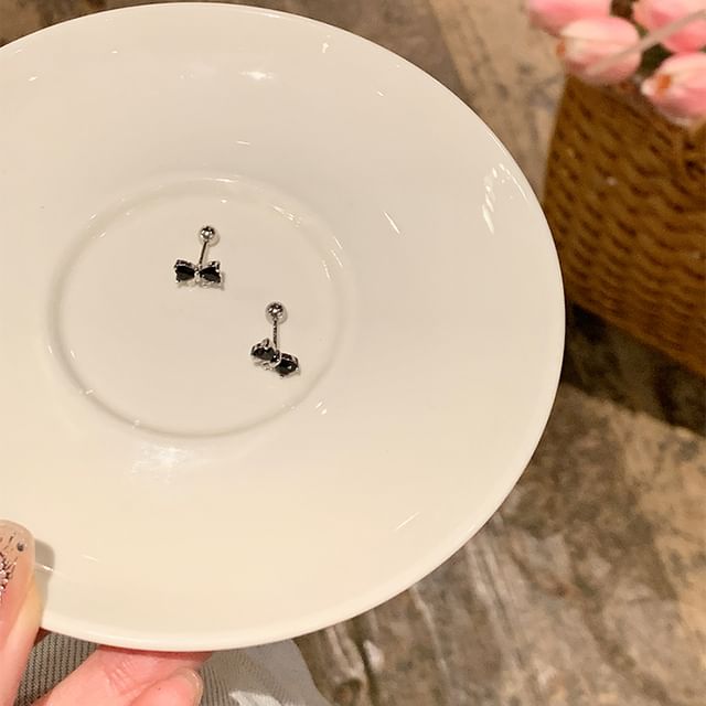 Ear Rhinestone Bow Stud