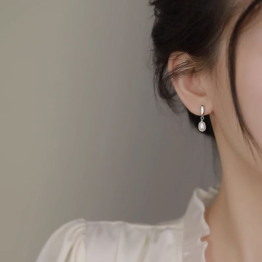 Pearl Drop Earring Faux