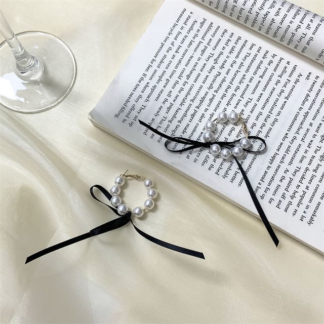 Faux Hoop / Choker Pearl Earring Bow