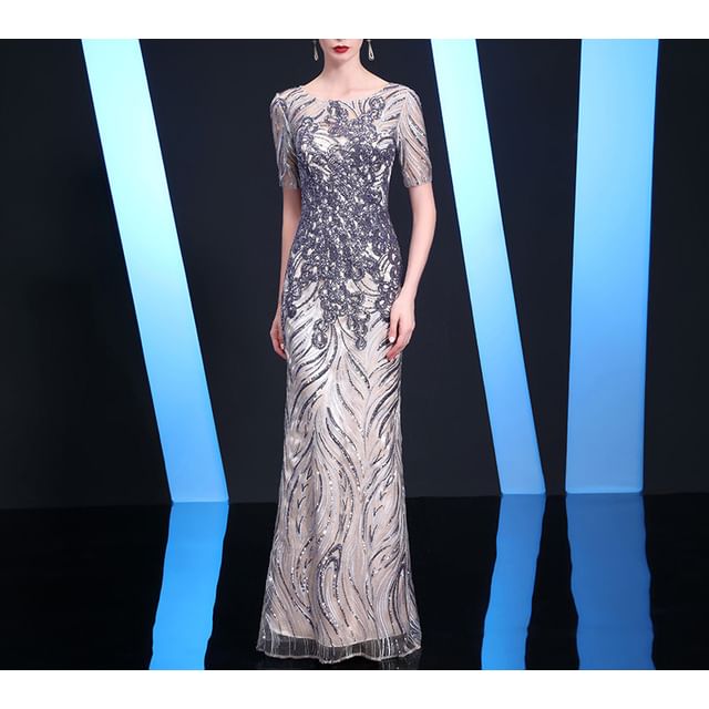 Sequin Evening Patterned Trumpet Neck Short-Sleeve Round Gown