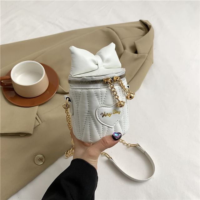 Chain Strap Bow Quilted Bucket Bag