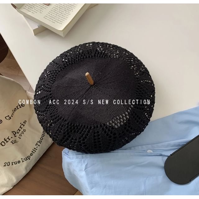 Hat Eyelet Beret