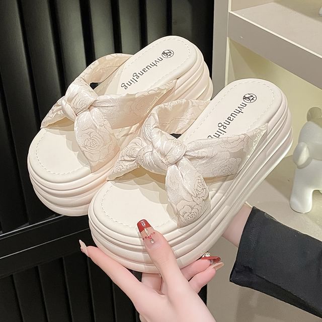 Slide Platform Sandals Patterned Floral