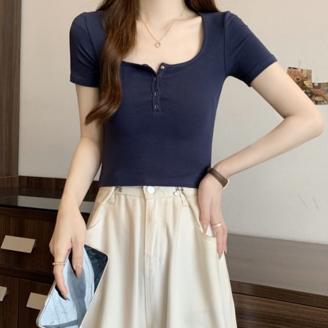 Short-Sleeve Plain Henley Tee