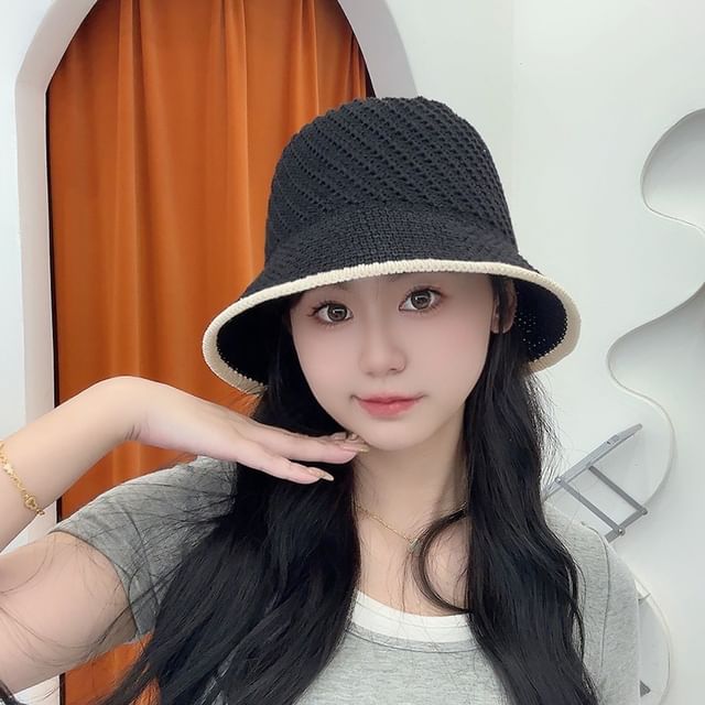 Straw Hat Bucket