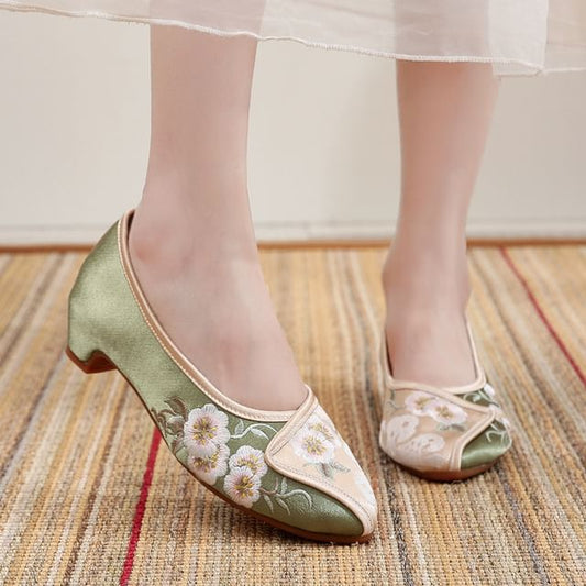 Pumps Heel Embroidered Low Flower