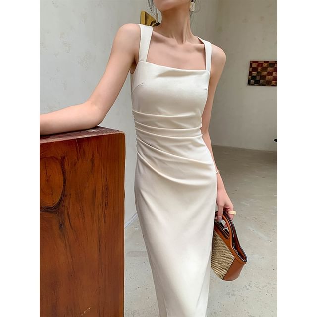 Sleeveless Square Neck Ruched Sheath Midi Dress Plain