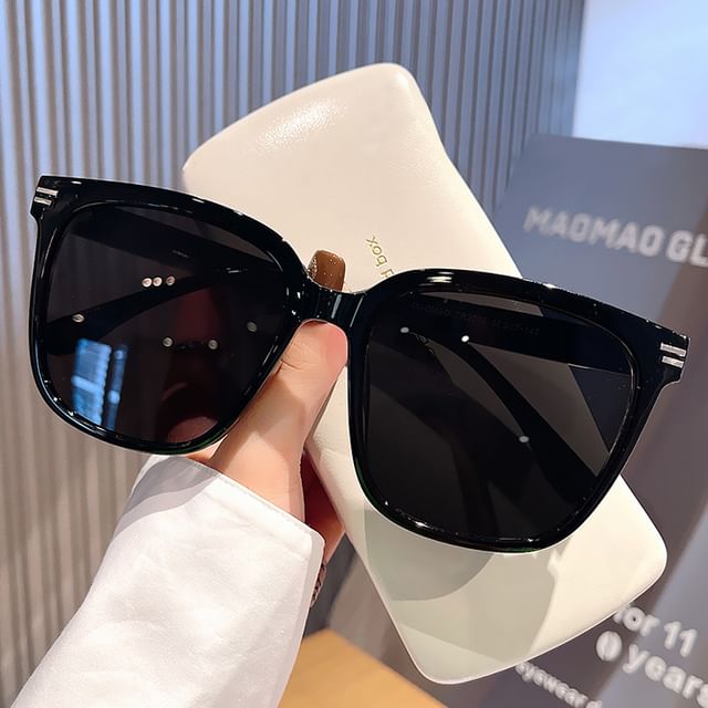 (Various Sunglasses Square Designs)