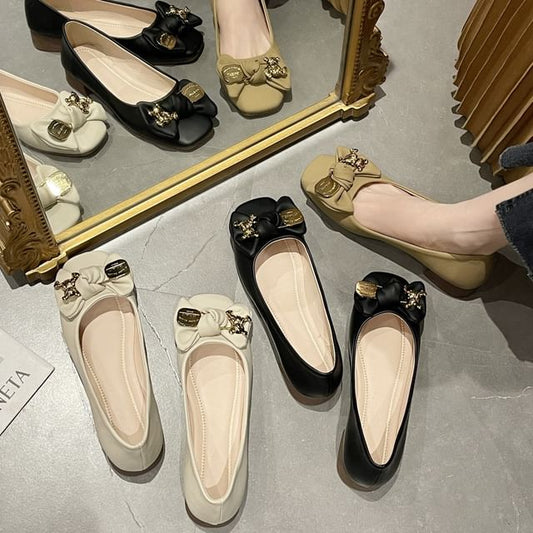 Accent Square Toe Flats Bow