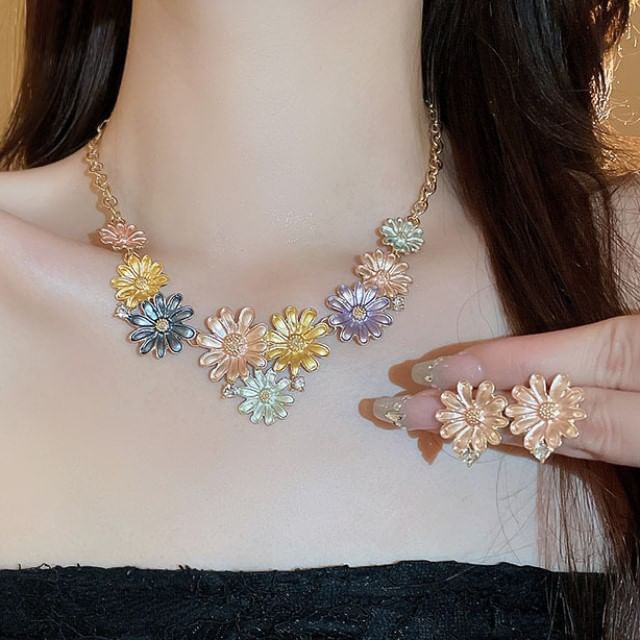 Stud Floral Earring Choker Alloy / Rhinestone