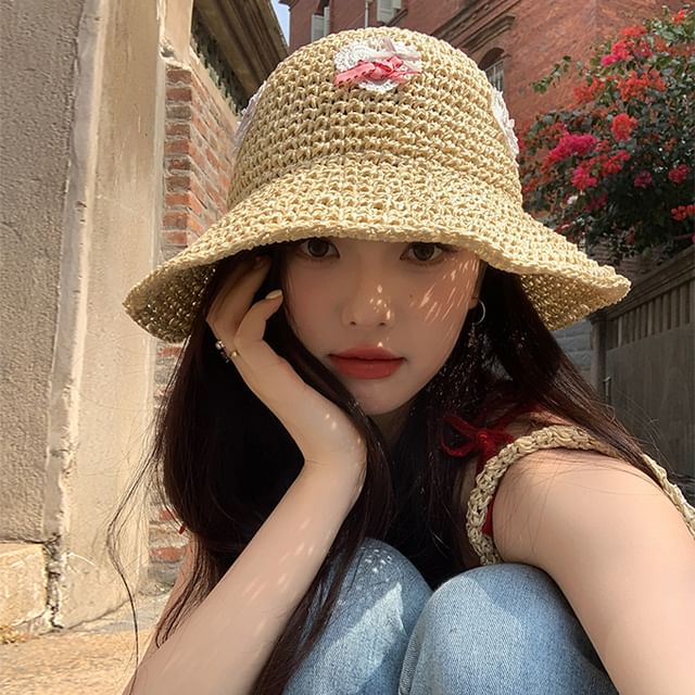 Heart Straw Applique Hat