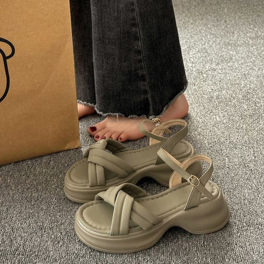 Platform Sandals Twist