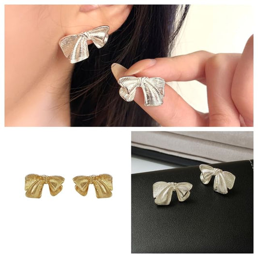 Ear Bow Stud