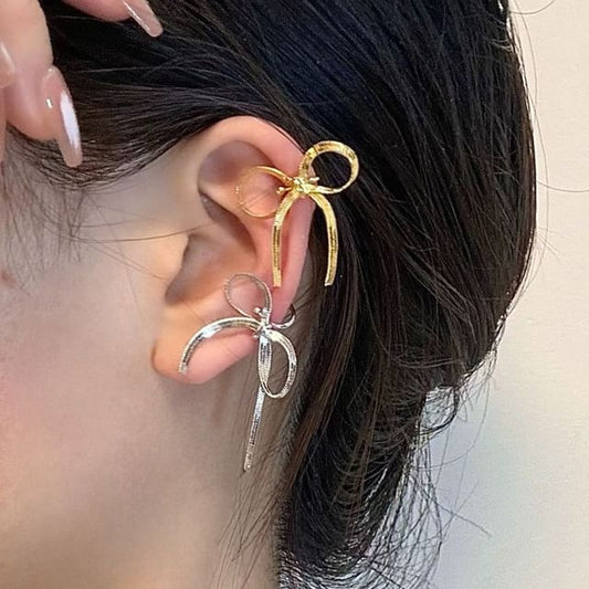Snake Bow Chain Ear Cuff