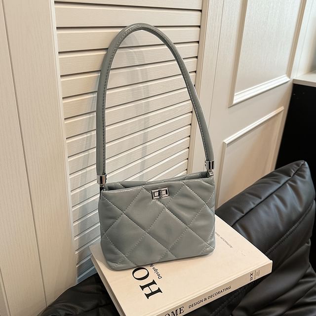 Bucket Bag Twisted Quilted