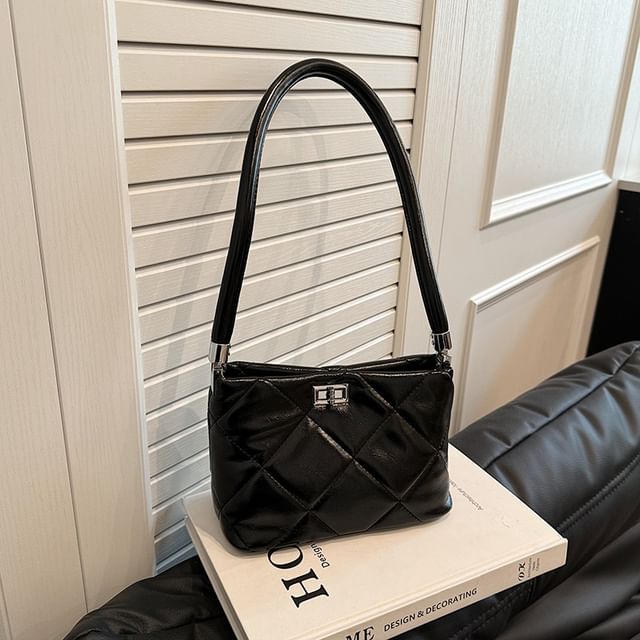 Bucket Bag Twisted Quilted