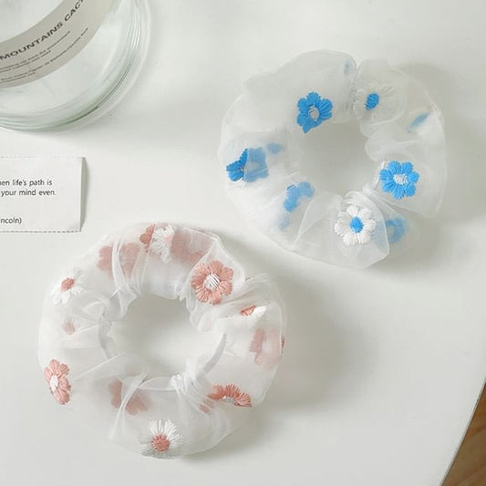 Haargummi aus Netzstoff mit Blumenstickerei