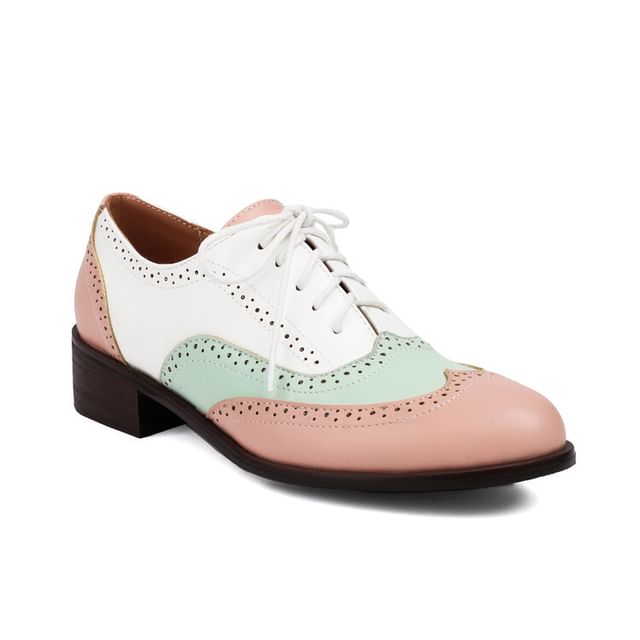 Brogue Lace