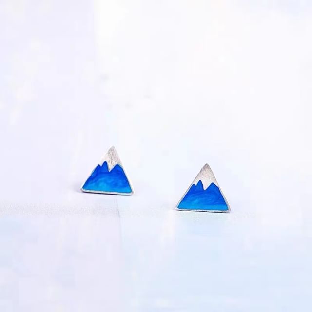 Triangle Threader Earring / Ear Stud