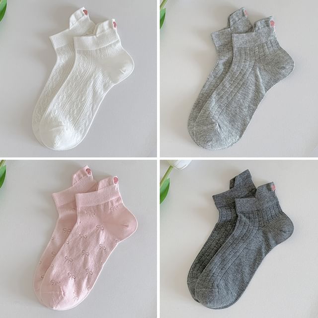 Bow Embroidery Socks Set