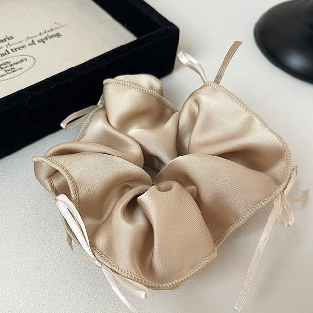 Bow Fabric Scrunchie