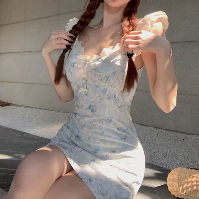 Mini Spaghetti Strap Floral Scoop Neck Dress Sheath