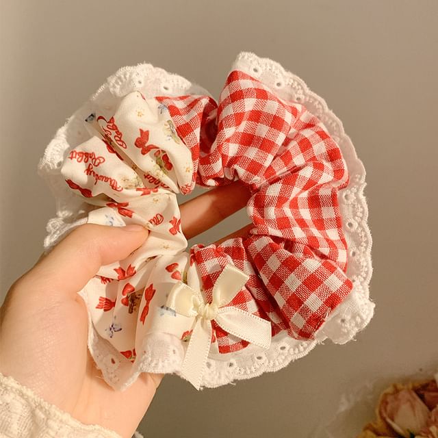 Scrunchie Designs) (Various Bandana Trim Lace Floral Cherry /