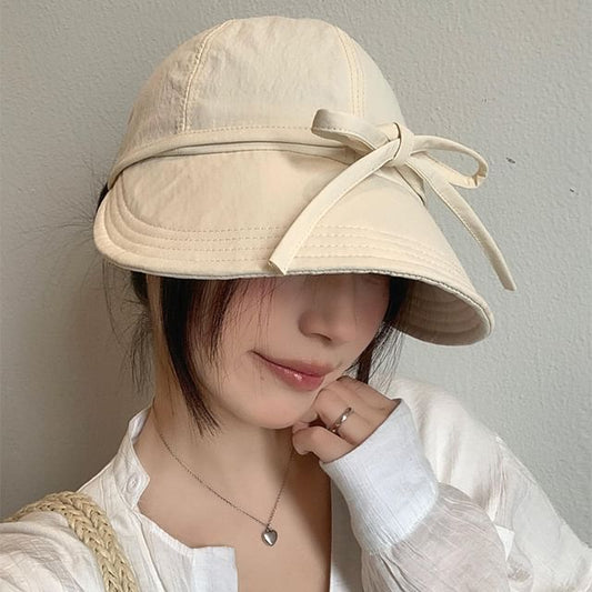 Bow Cap Wide Brim