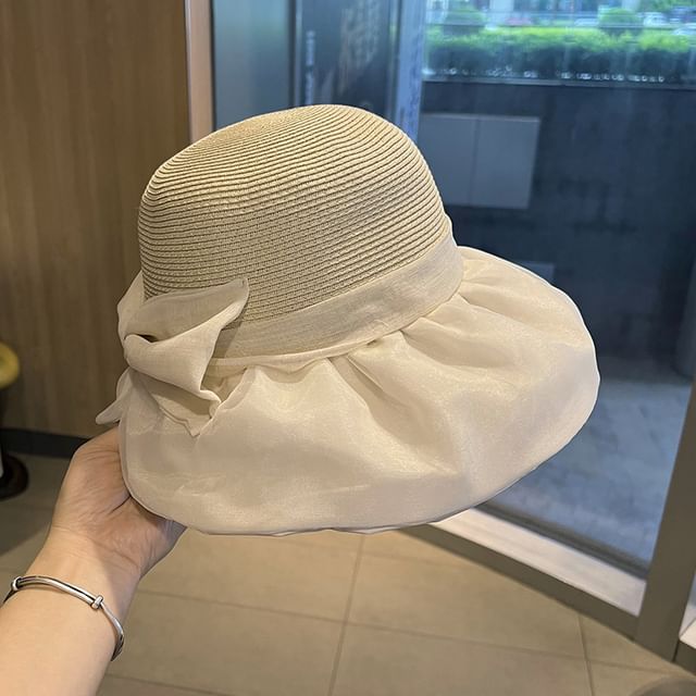 Straw Hat Bow Sun
