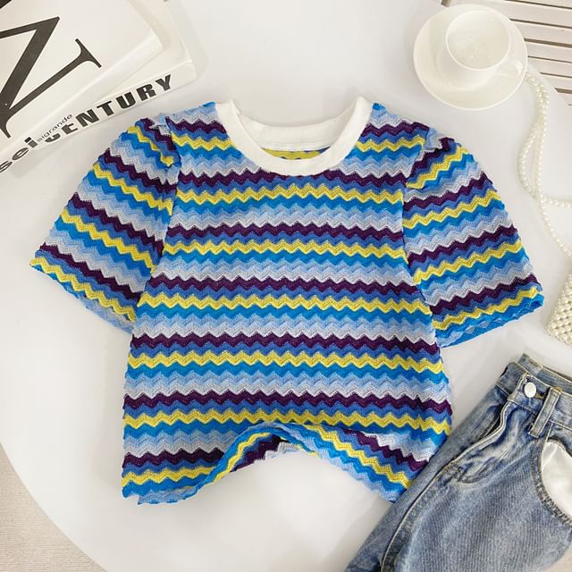 T-shirt à manches courtes et col rond avec blocs de couleurs