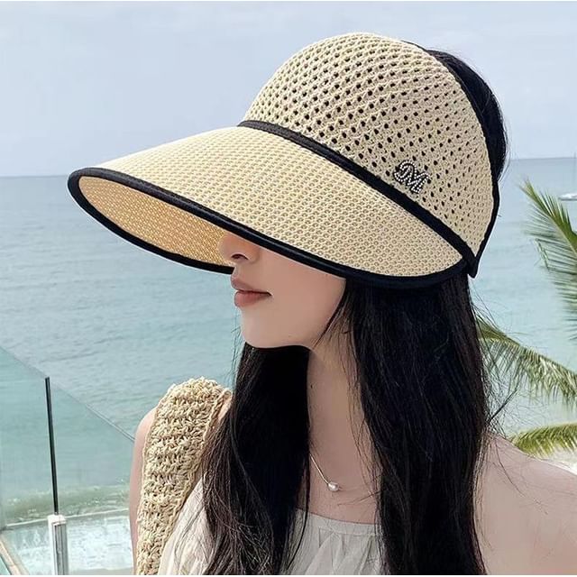 Open Contrast Lettering Hat Trim Top Sun