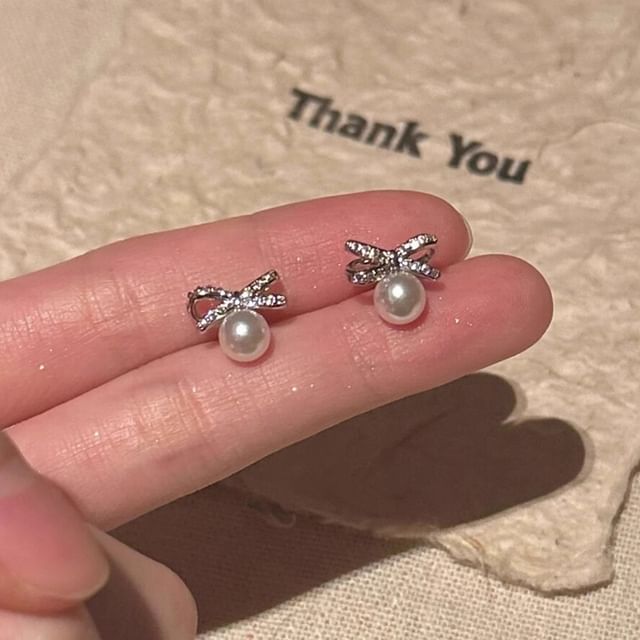 Earring Pearl Faux Stud Bow