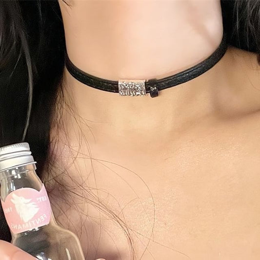 Alloy Choker Leather Faux