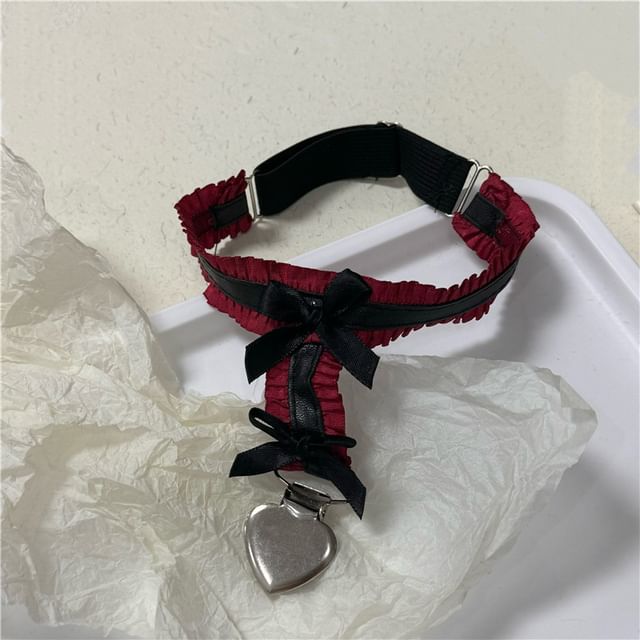 Fabric Garter Heart Ribbon