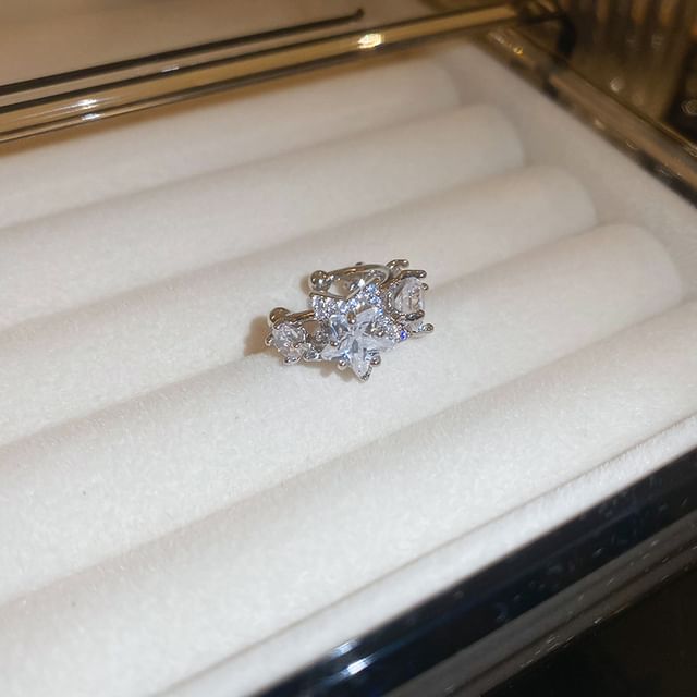 / Rhinestone Ear Star Cuff Heart