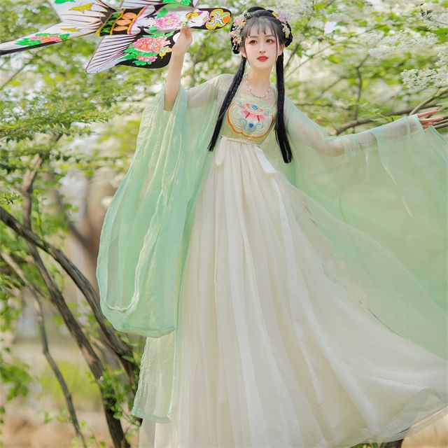 Set: Floral Embroidered Hanfu Maxi Dress + Light Jacket