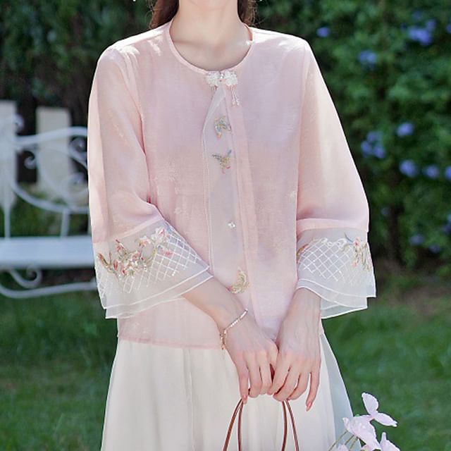 Flared-Sleeve Flower Embroidered Blouse / High Rise Plain Maxi A-Line Skirt