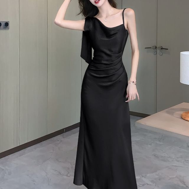 Cowl Neck Asymmetrical Ruched Sleeveless Mermaid Satin Plain Dress Midi