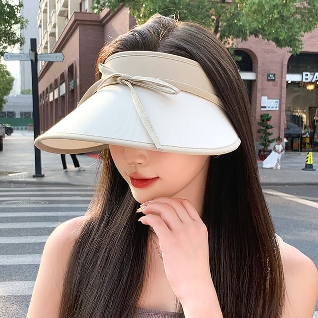 Sun Bow With Decoration Visor Hat