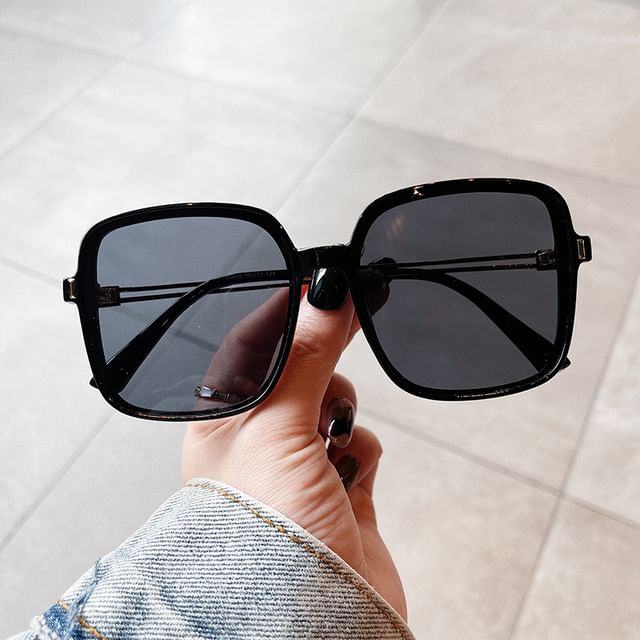 Oversized Square Frame Sunglasses